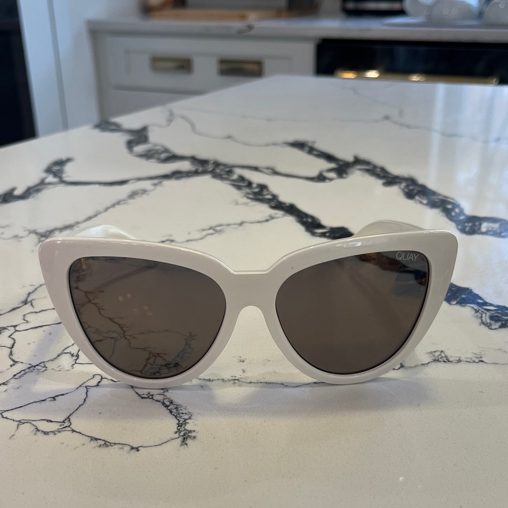 Quay Australia White Cat-Eye Sunglasses